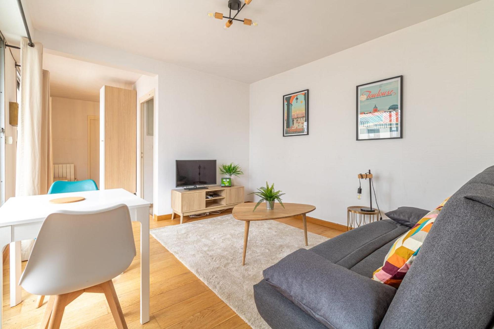 Apartment Bright Flat With Terrace - Near Train Station Toulouse